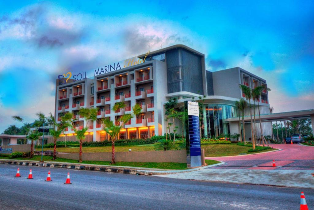 Soll Marina Hotel&Conference Center Bangka Pangkal Pinang Exterior foto